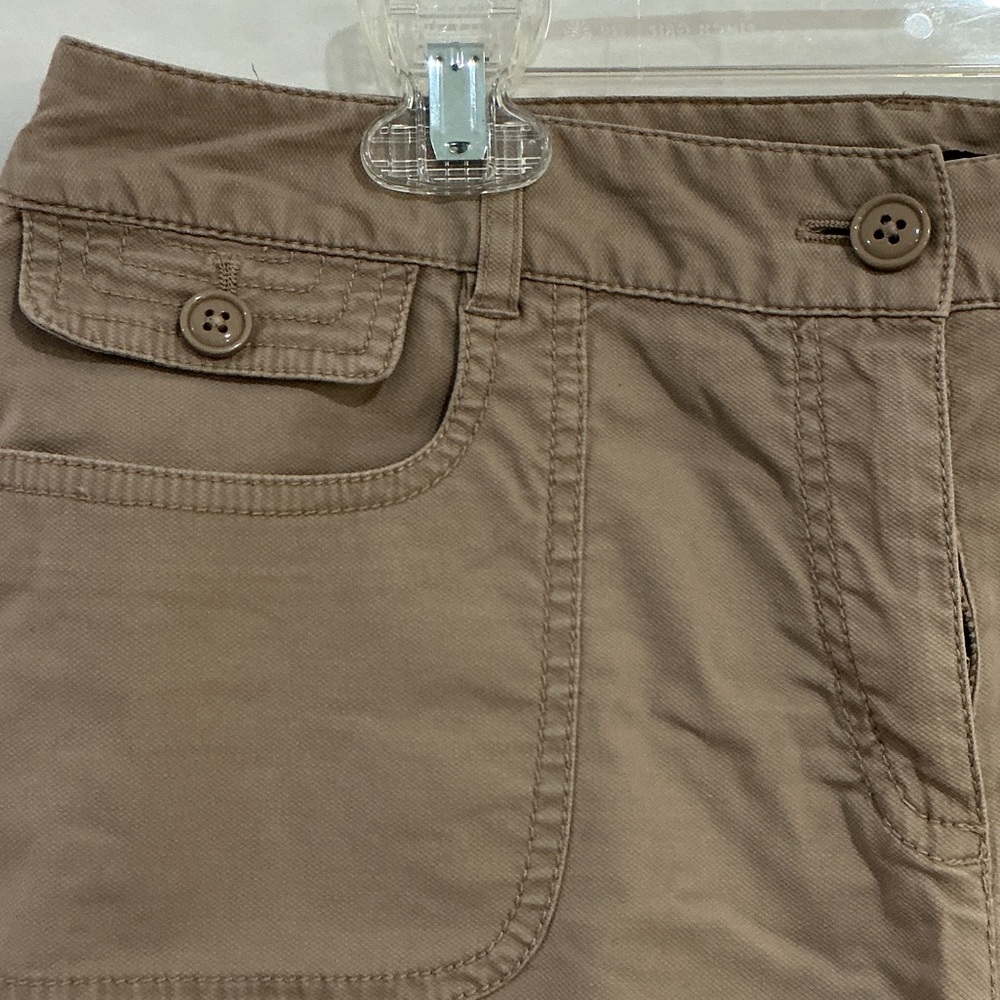 Axcess Khaki Capris with Front Patch Pockets - Picture 4 of 9